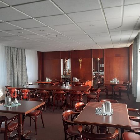 Hotel Zum Mueckenberger Hof Lauchhammer Exteriör bild