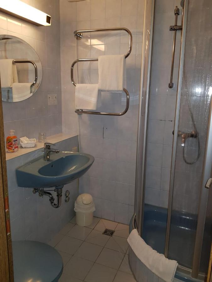 Hotel Zum Mueckenberger Hof Lauchhammer Exteriör bild