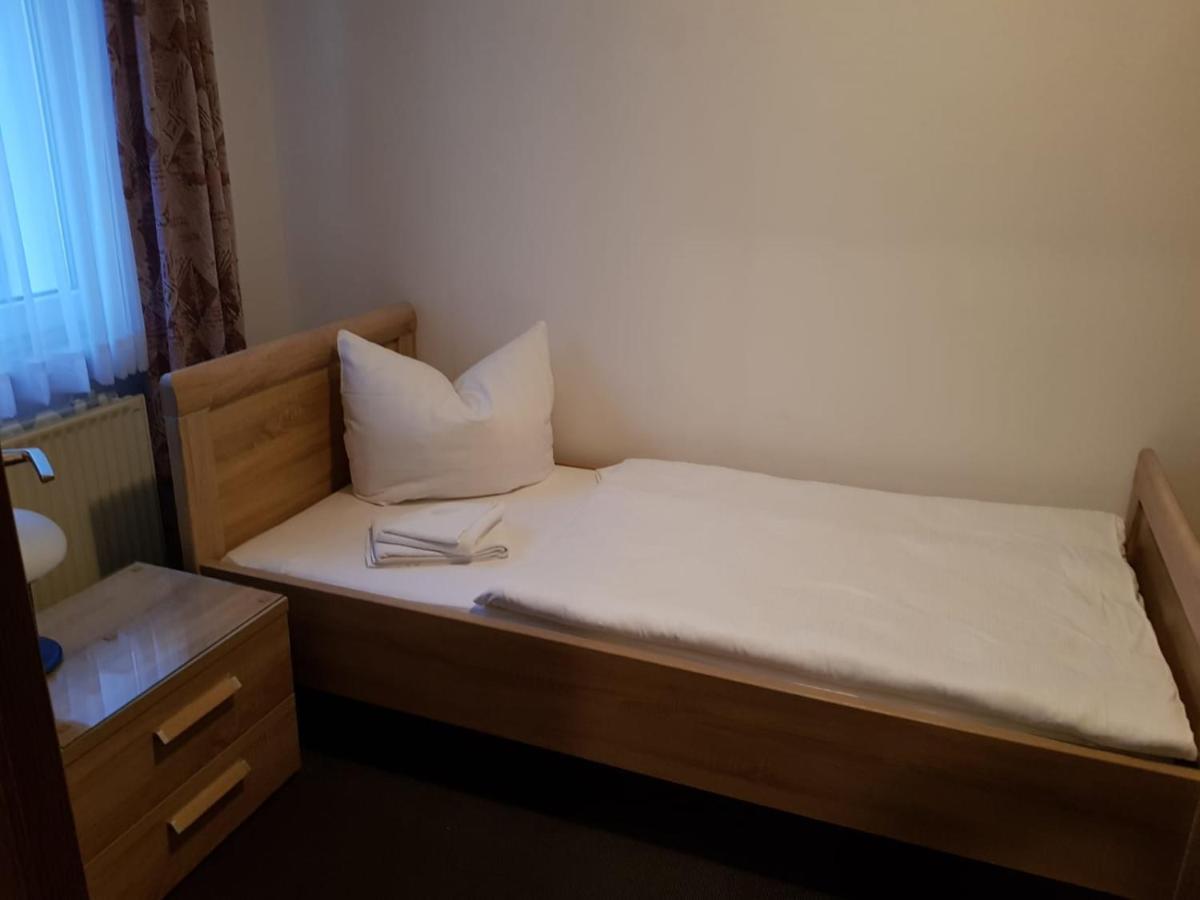 Hotel Zum Mueckenberger Hof Lauchhammer Exteriör bild
